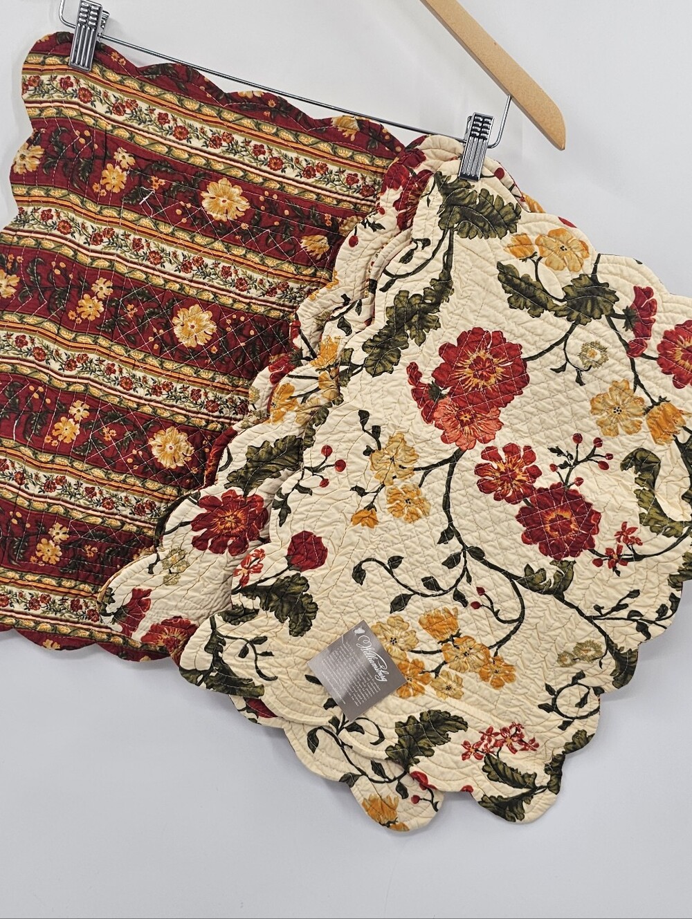 Williamsburg Floral Fall Place Mats Cream Red & Olive Floral Print NWT Set Of 4